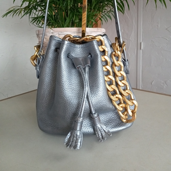 Dooney & Bourke 1980's Drawstring Bag. - Picture 6 of 16